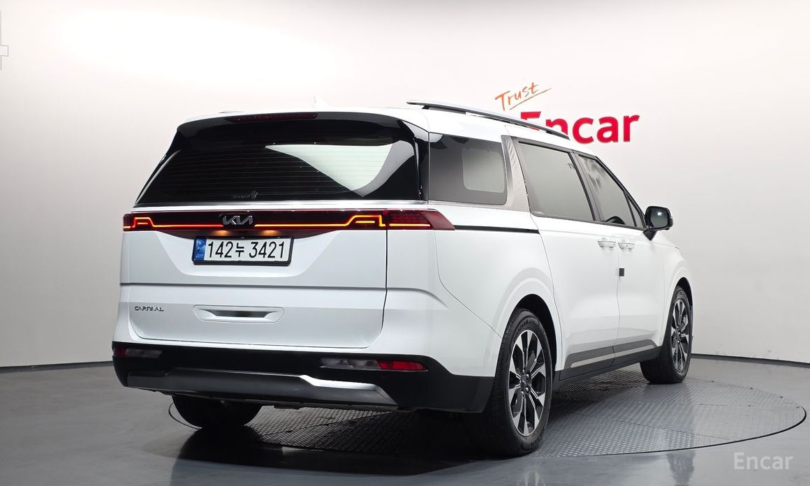  Kia Canival
