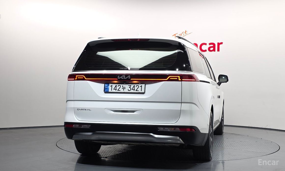  Kia Canival