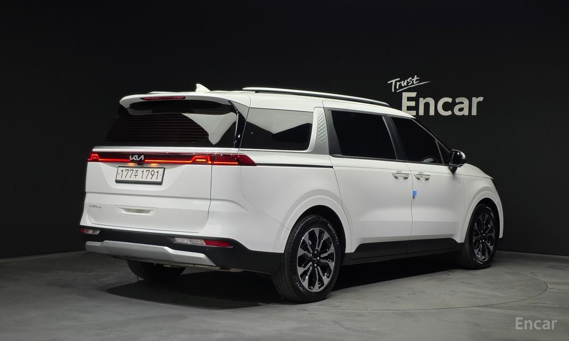  Kia Canival