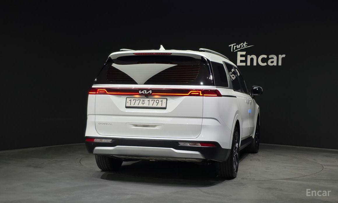  Kia Canival