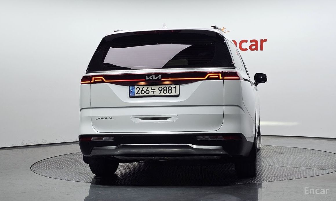  Kia Canival