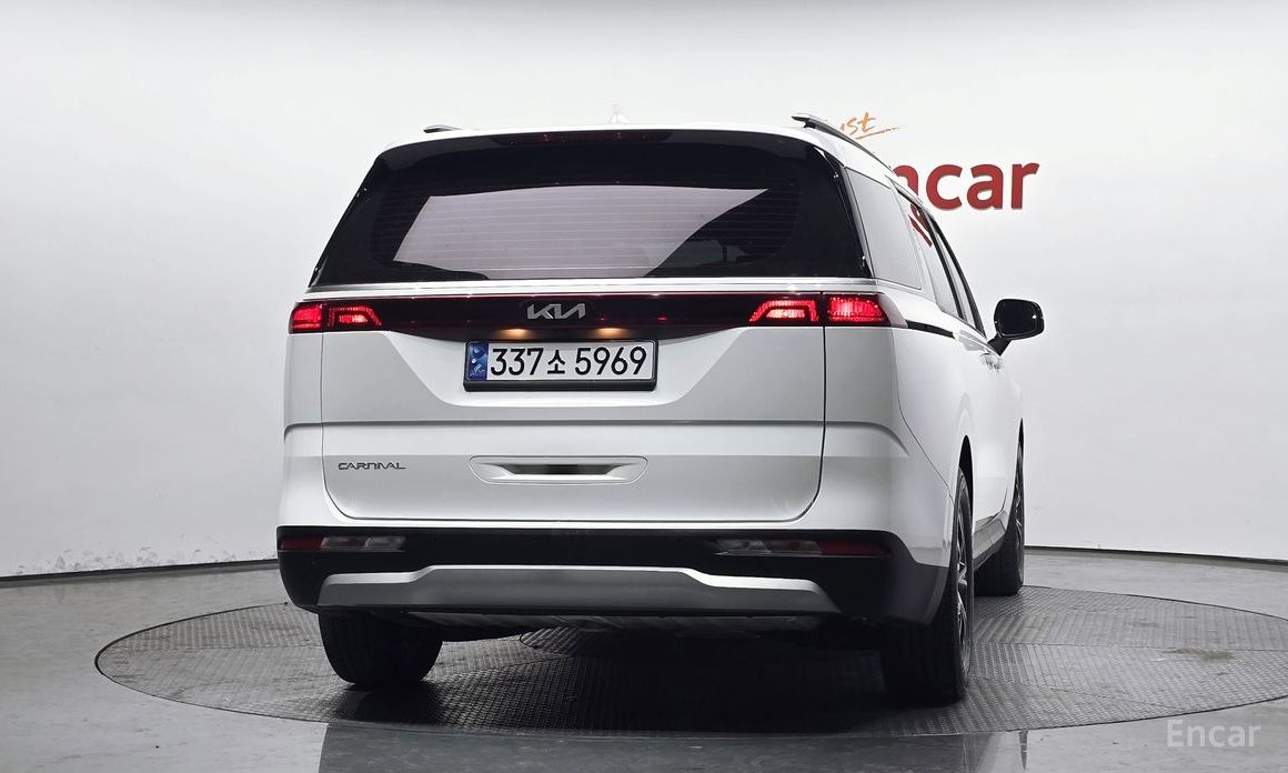  Kia Canival