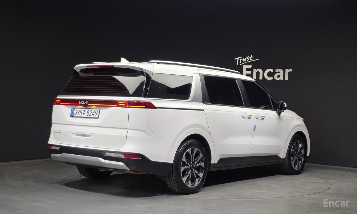  Kia Canival