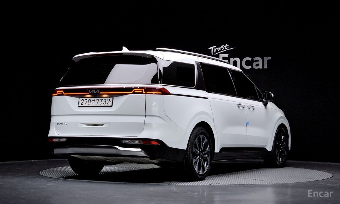  Kia Canival