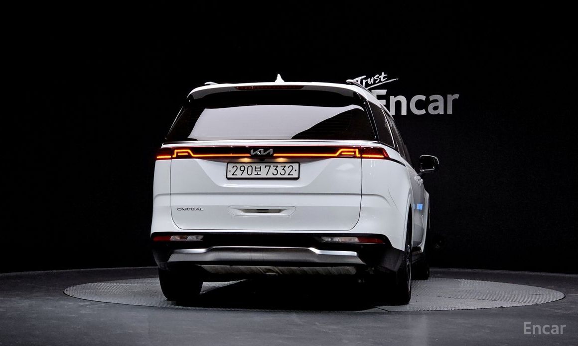  Kia Canival