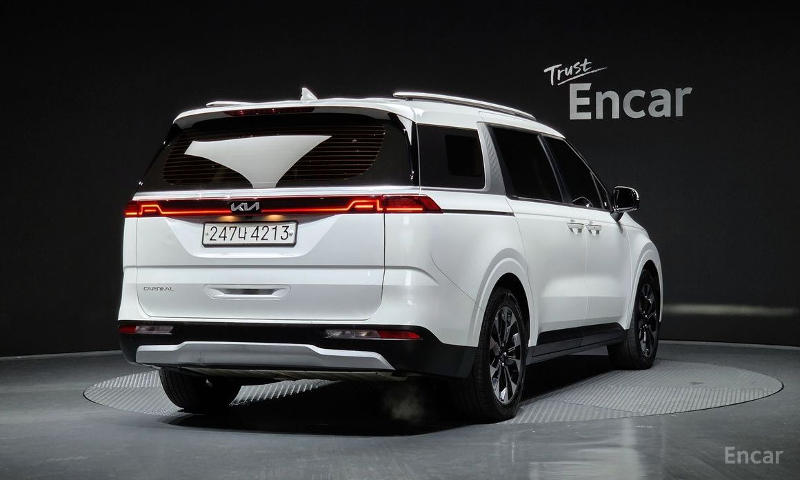  Kia Canival