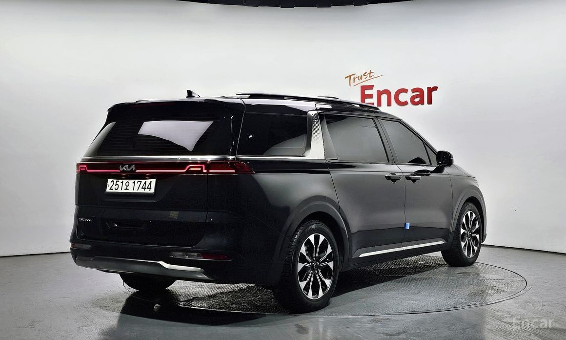  Kia Canival