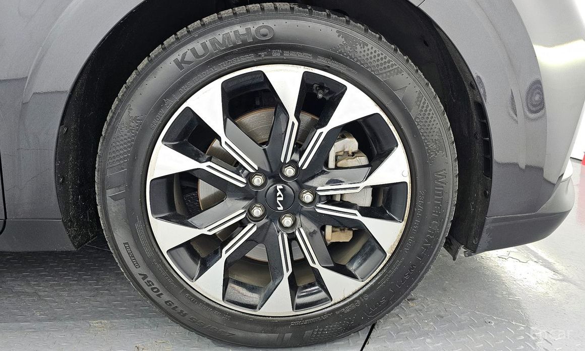  Kia Canival