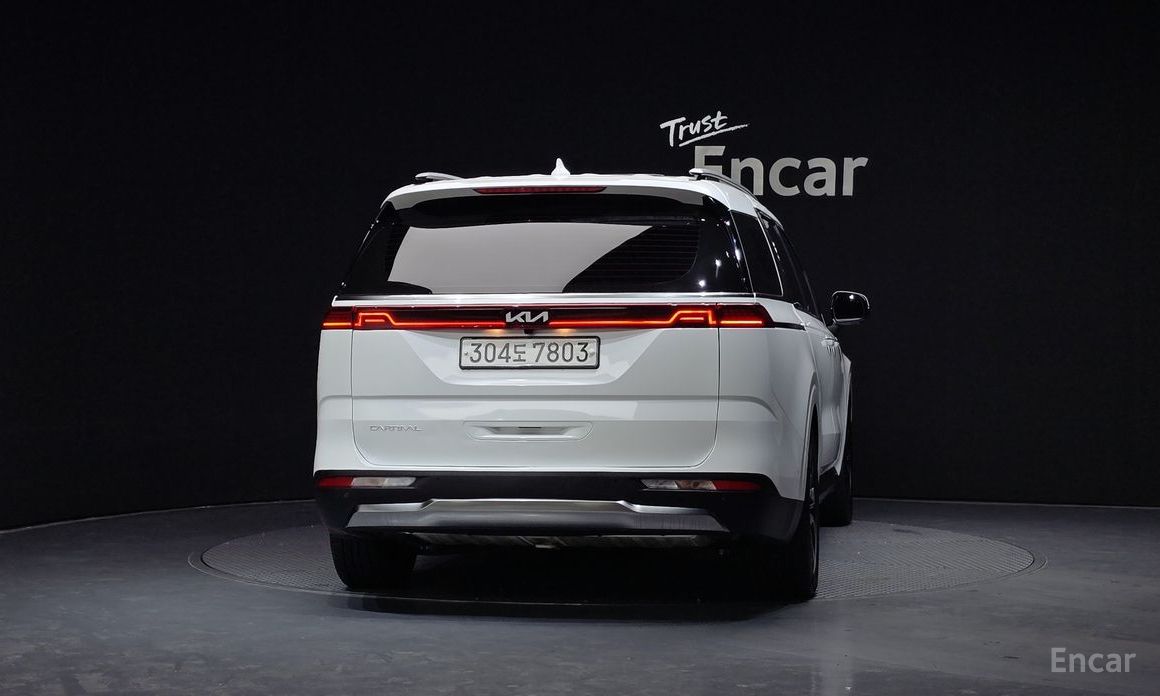  Kia Canival