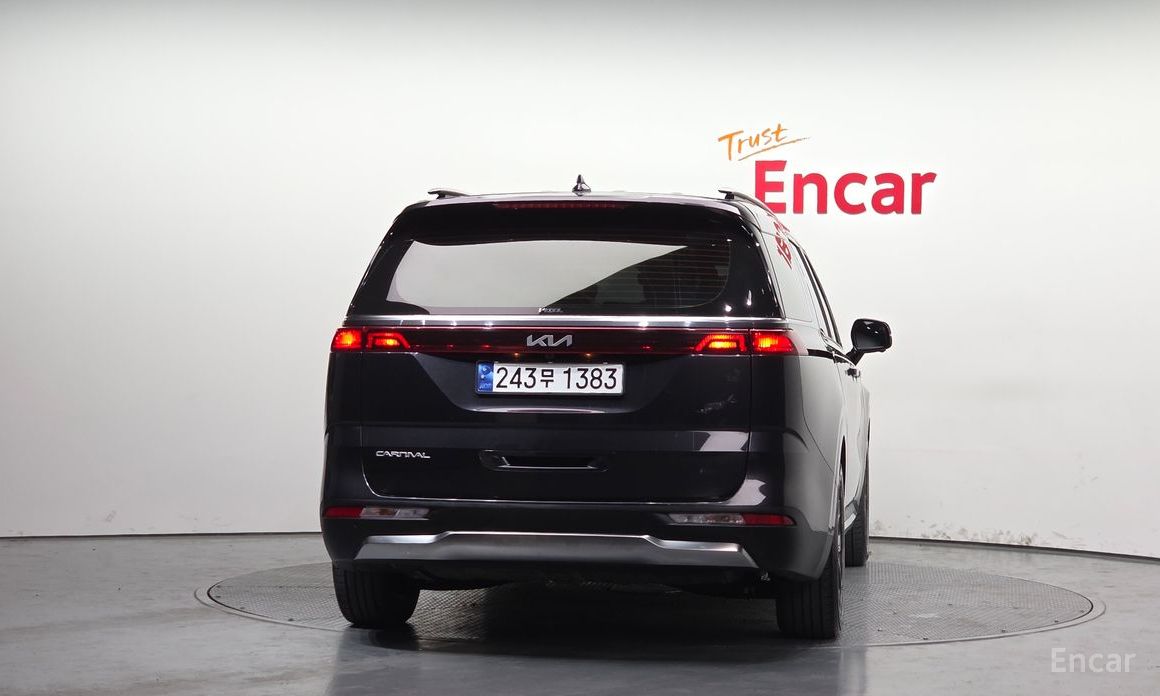  Kia Canival