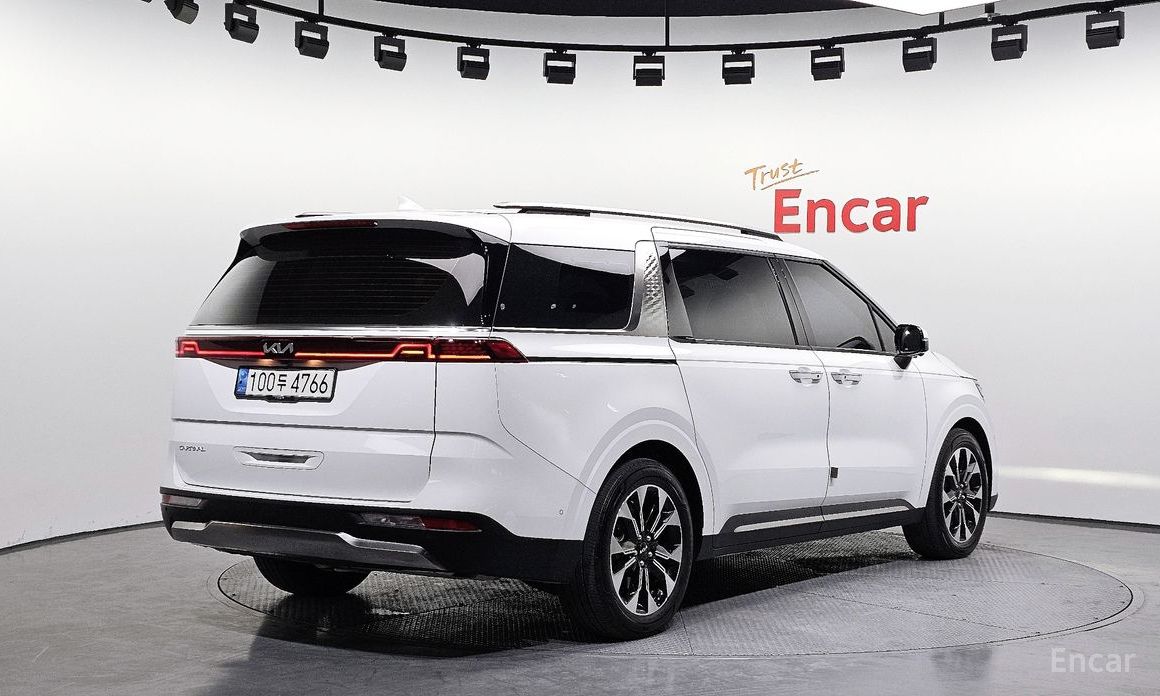  Kia Canival