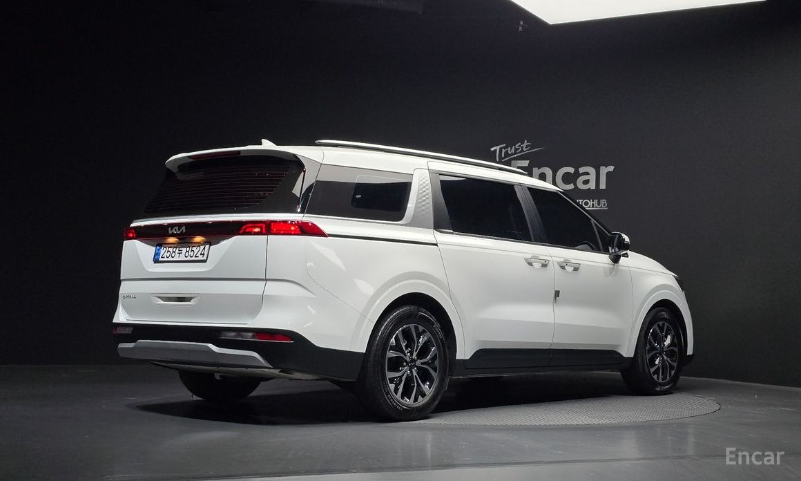  Kia Canival