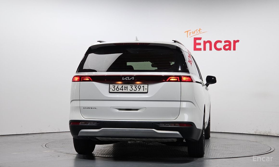  Kia Canival