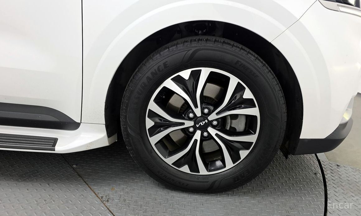  Kia Canival