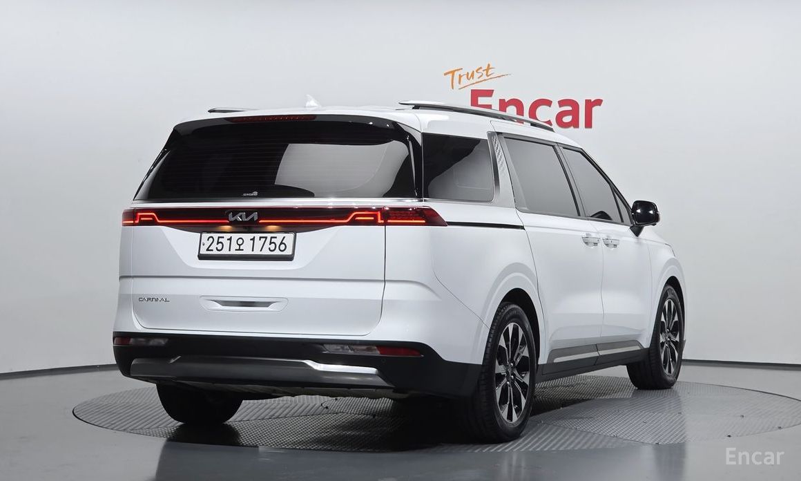  Kia Canival