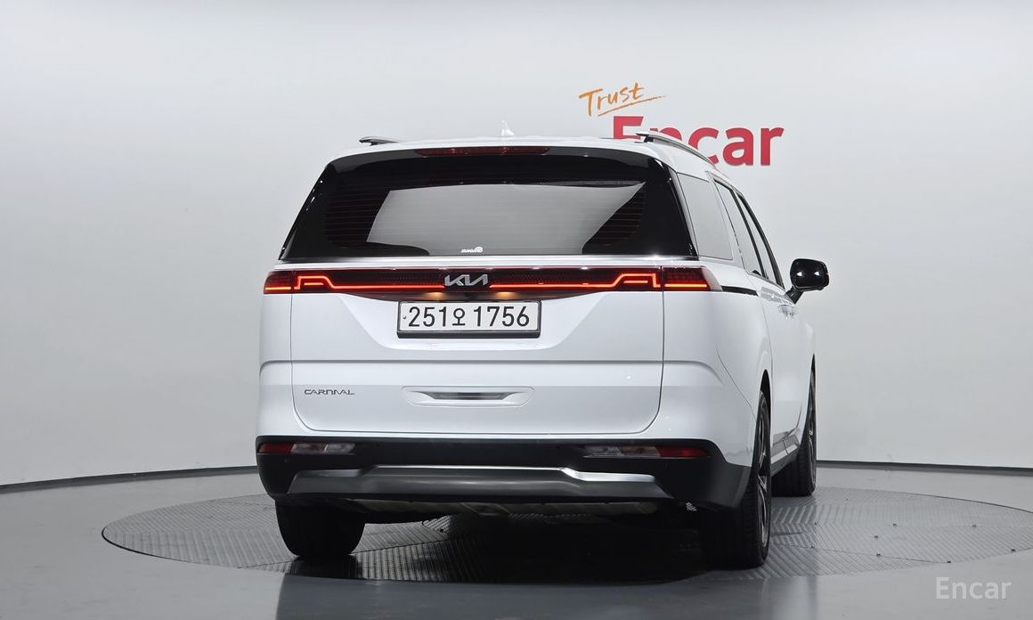  Kia Canival