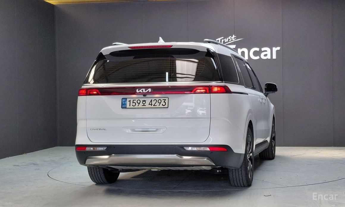  Kia Canival