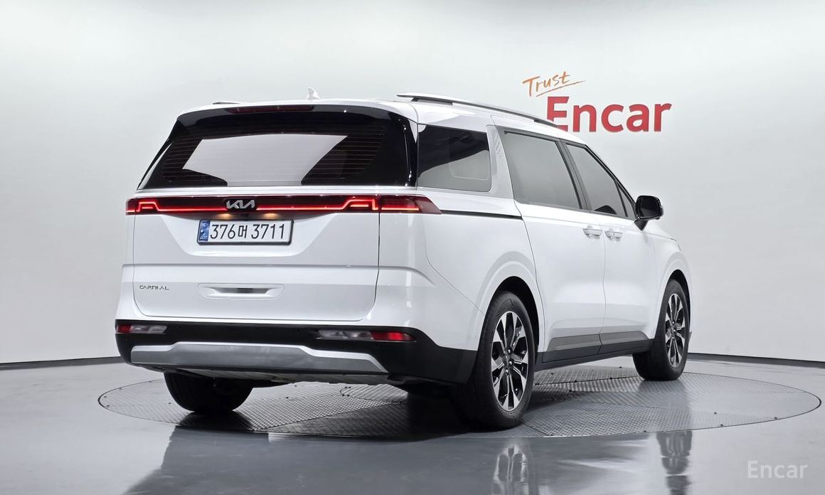  Kia Canival