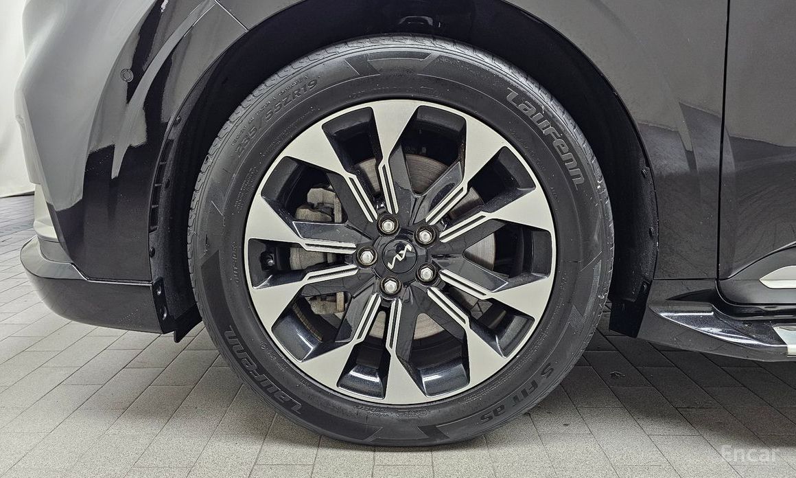 Kia Canival