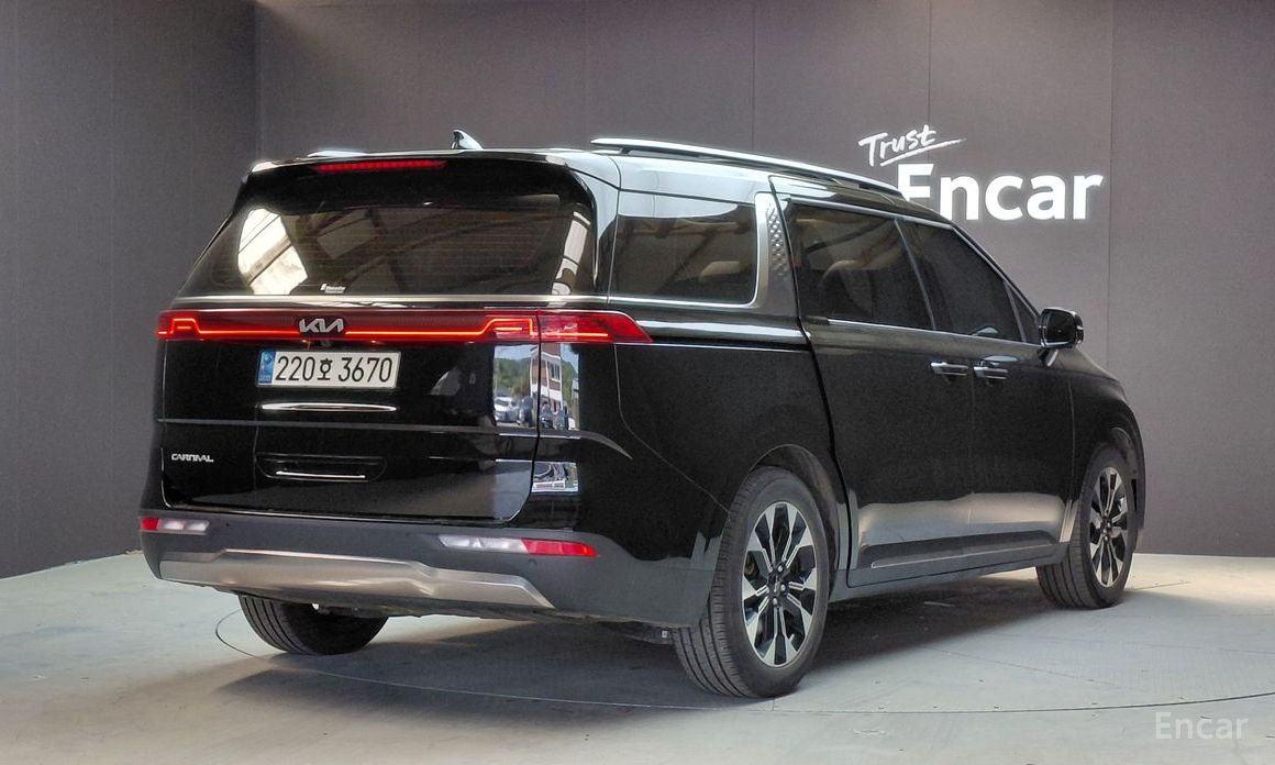  Kia Canival