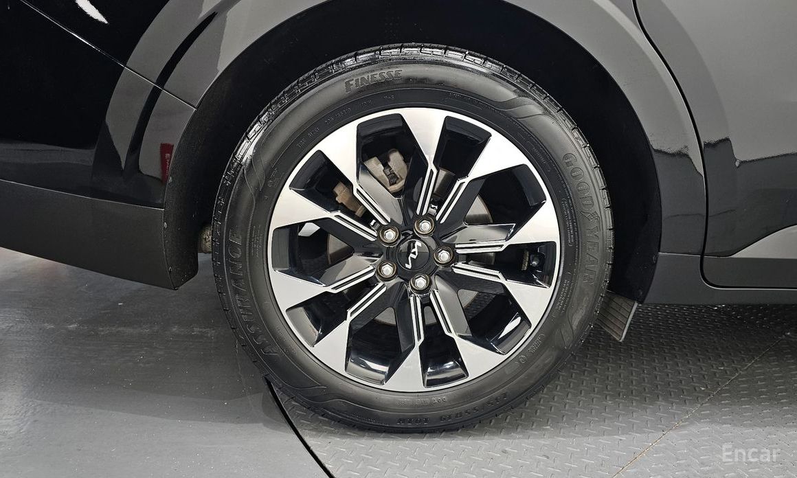  Kia Canival