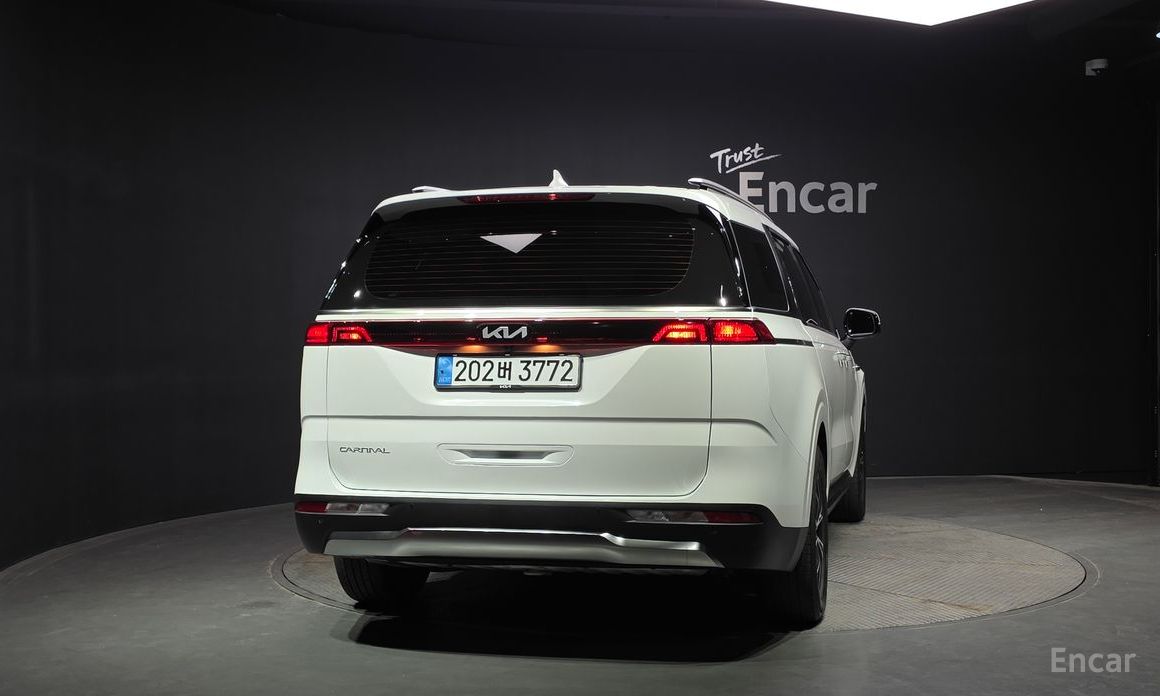  Kia Canival