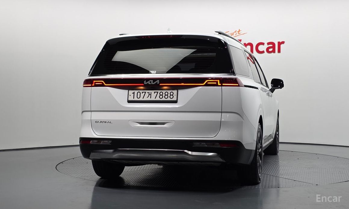 Kia Canival
