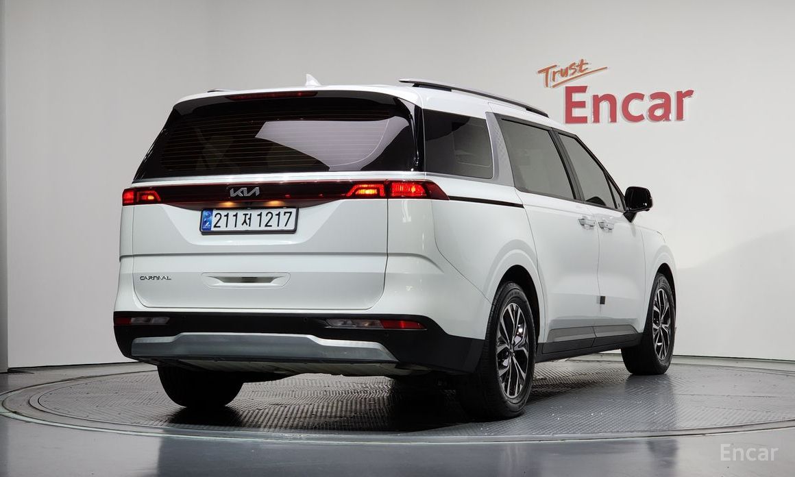  Kia Canival
