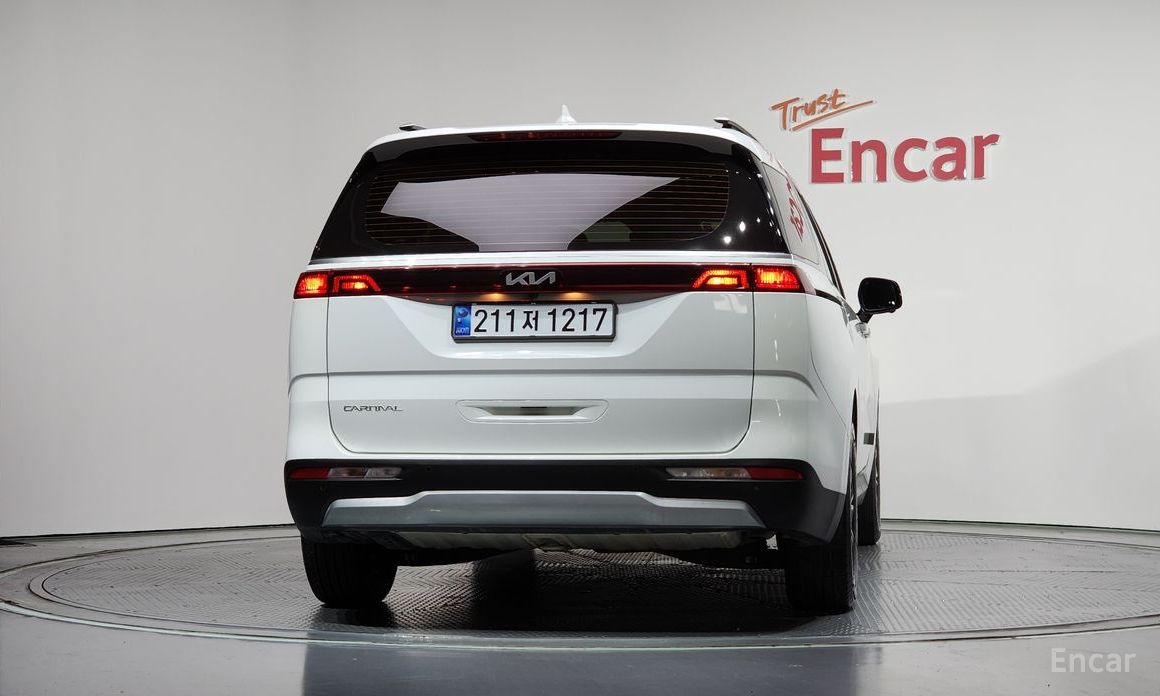  Kia Canival
