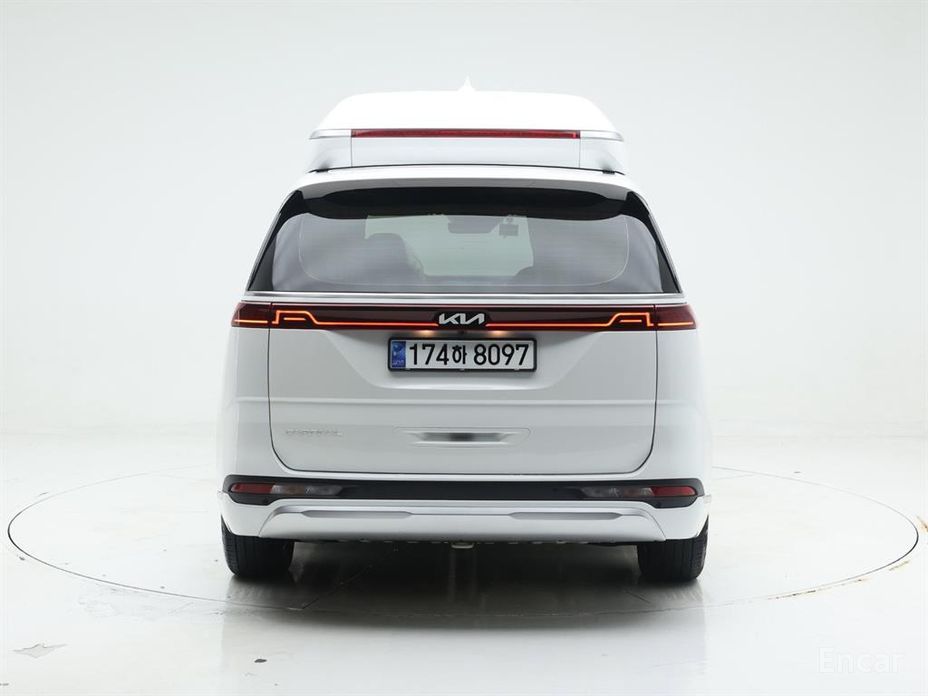  Kia Canival