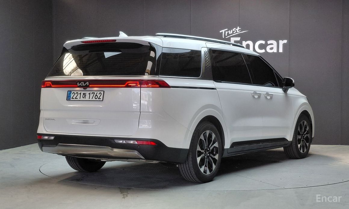  Kia Canival