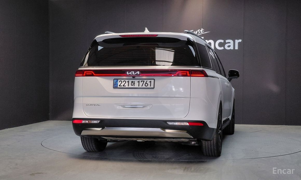  Kia Canival
