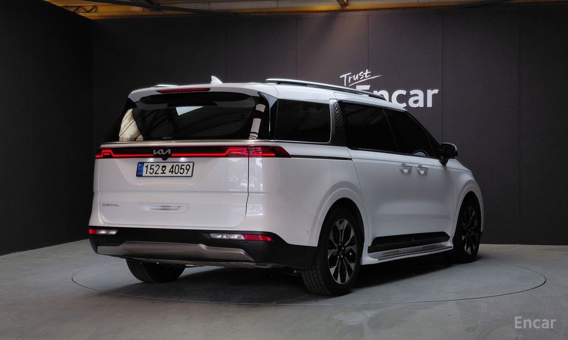  Kia Canival