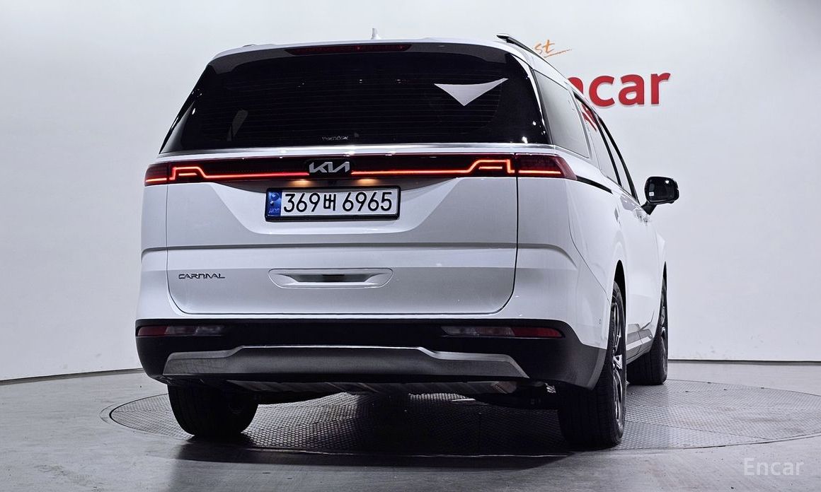  Kia Canival