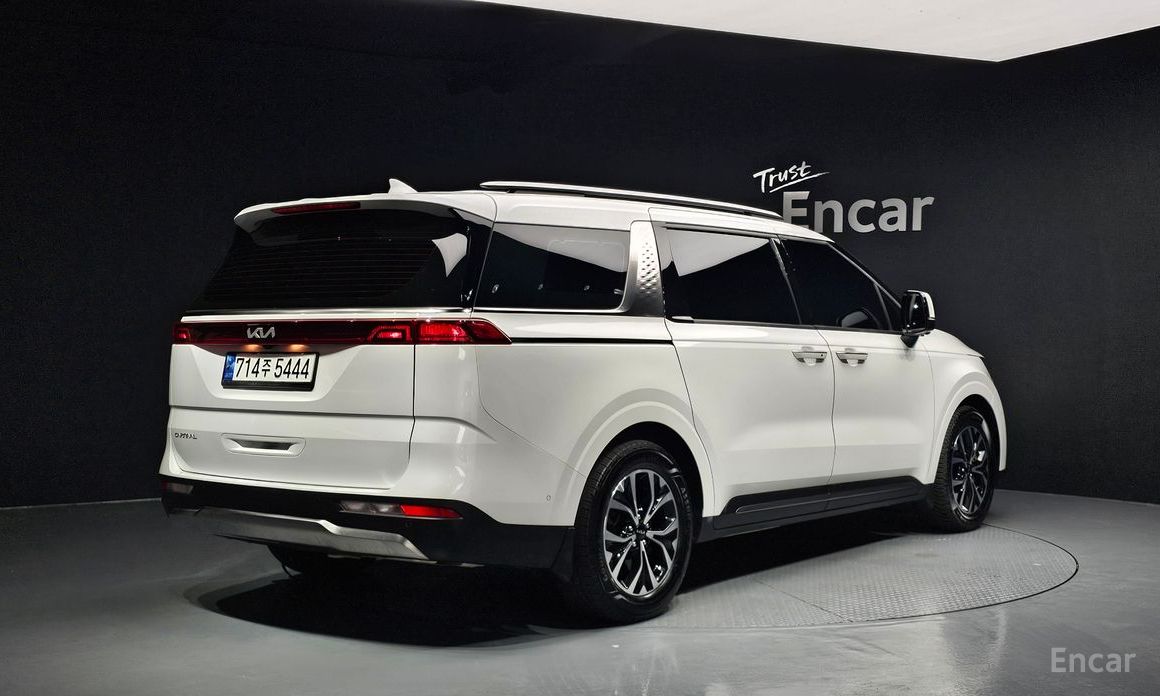  Kia Canival