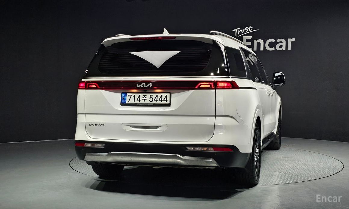  Kia Canival