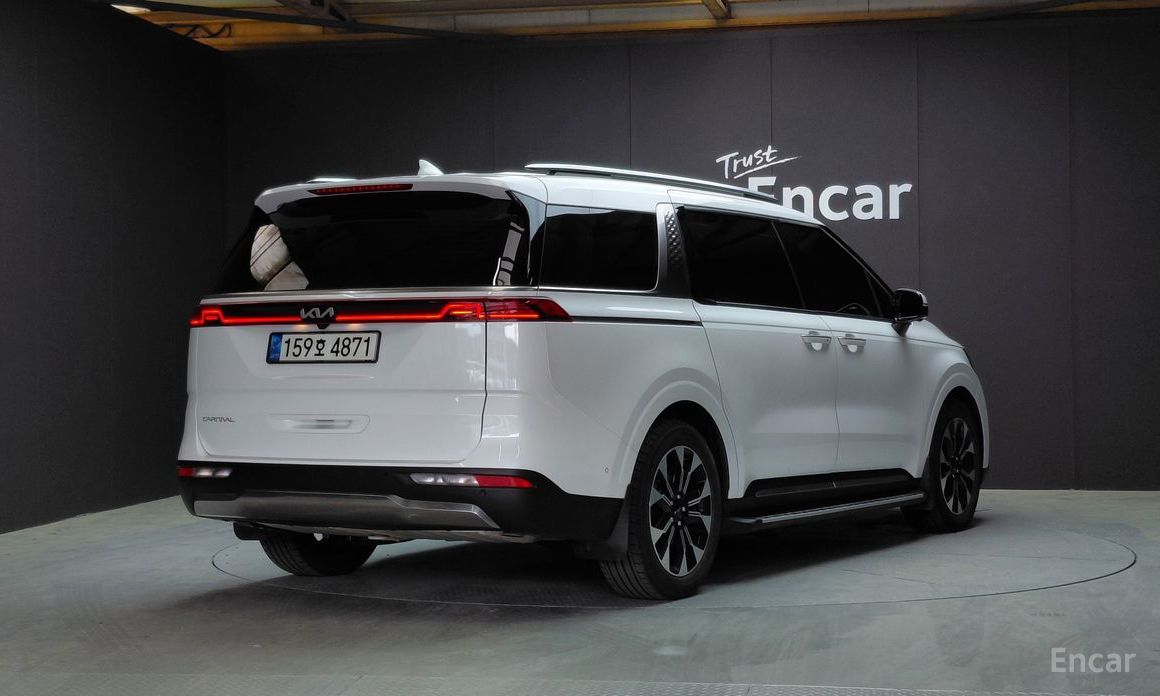  Kia Canival