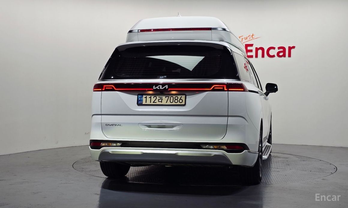  Kia Canival