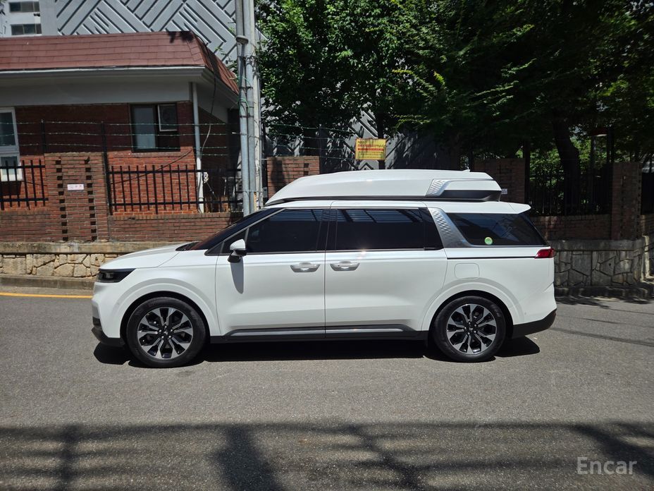  Kia Canival