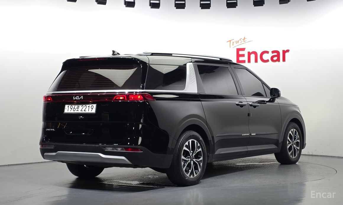  Kia Canival
