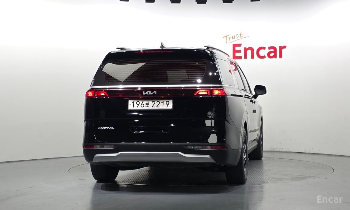  Kia Canival