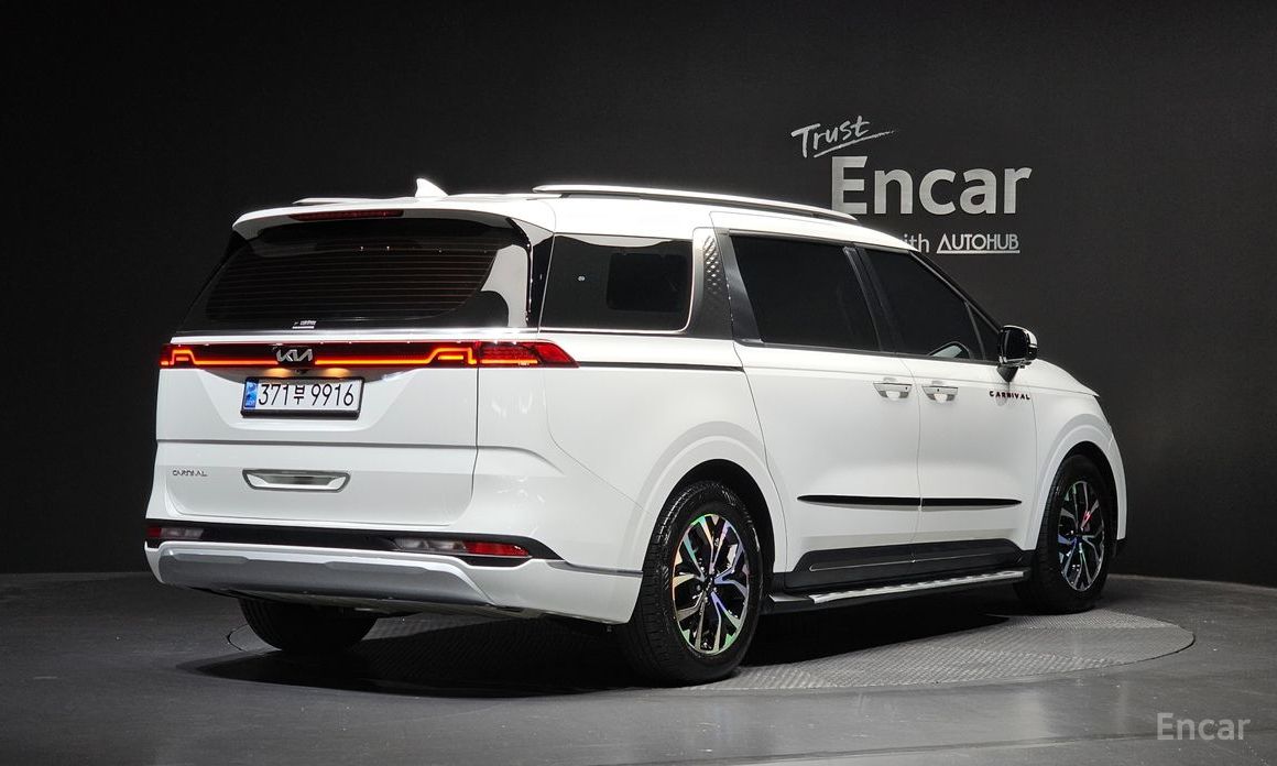  Kia Canival