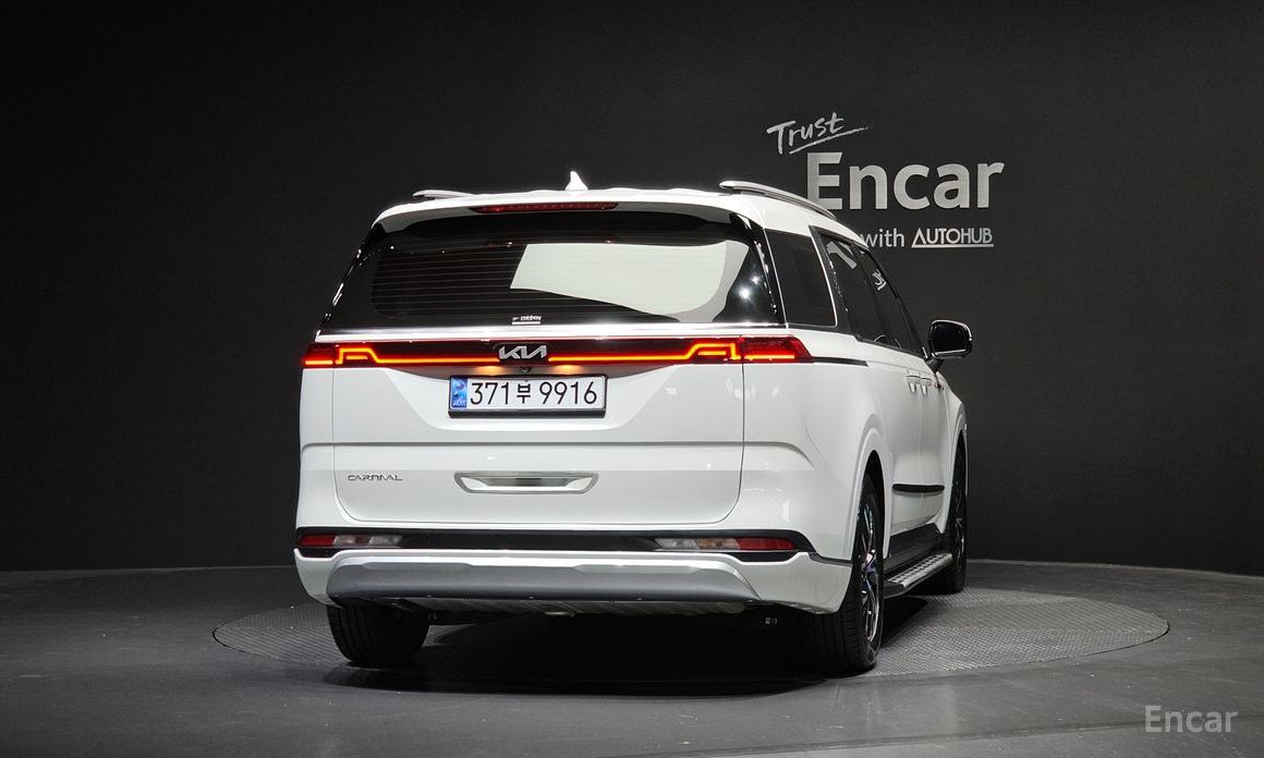  Kia Canival