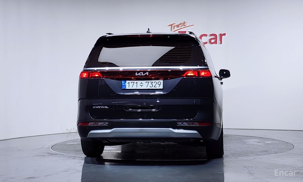  Kia Canival