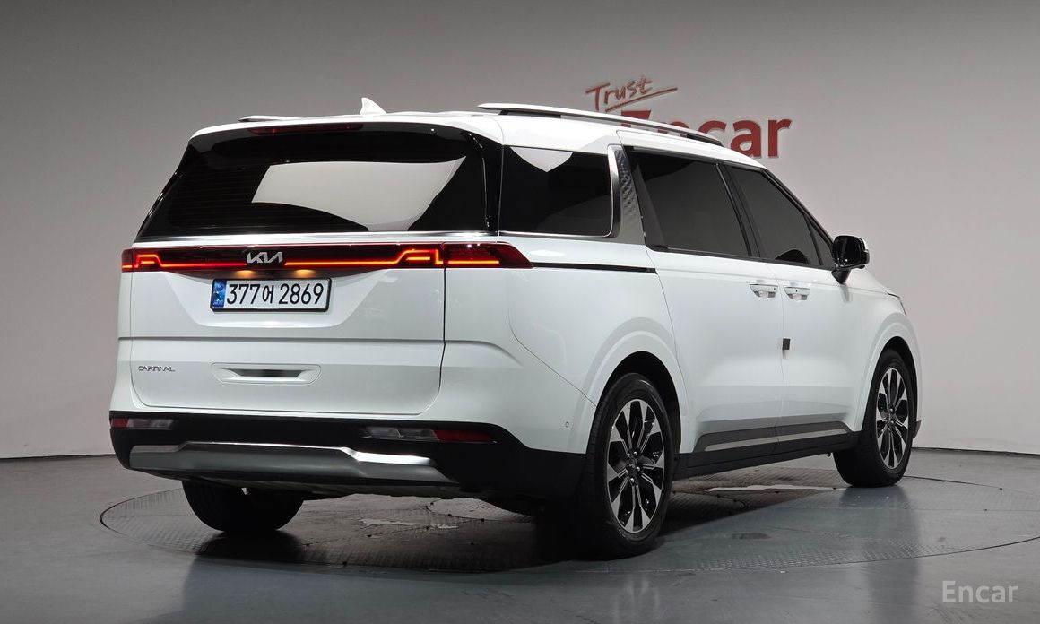  Kia Canival