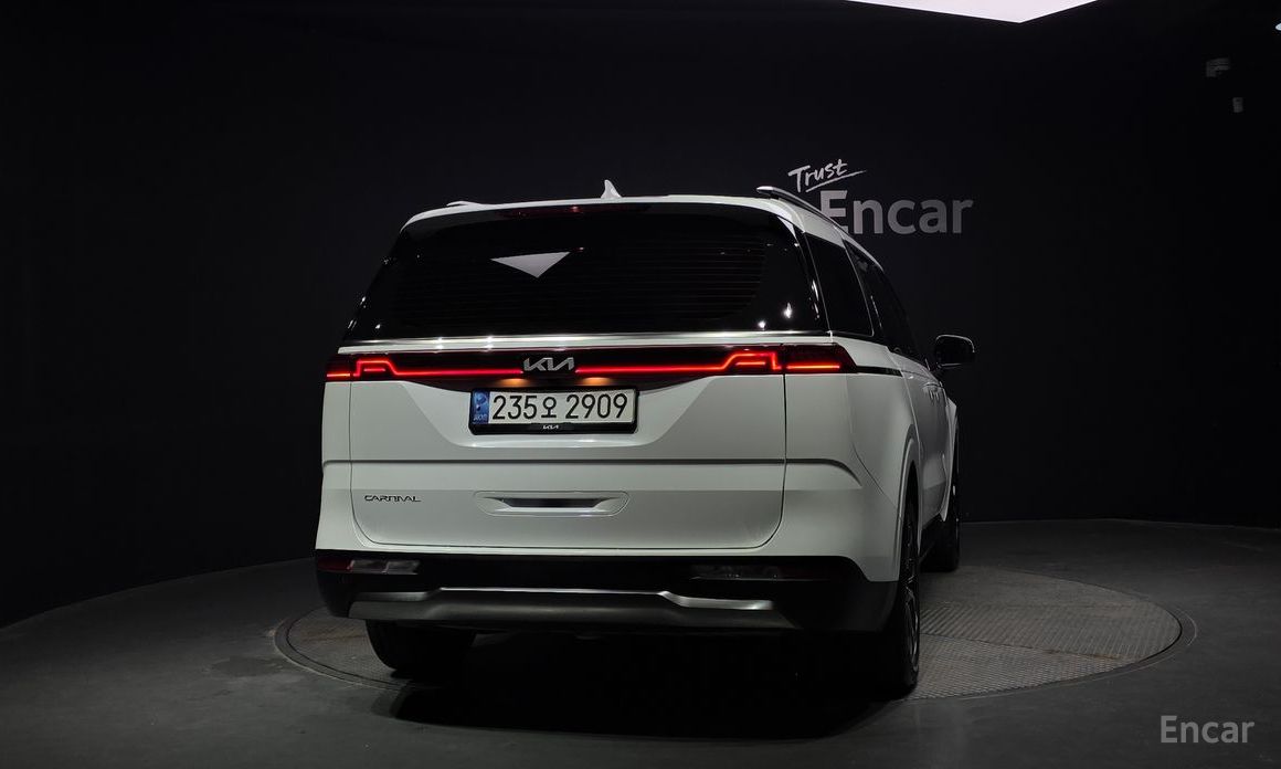  Kia Canival