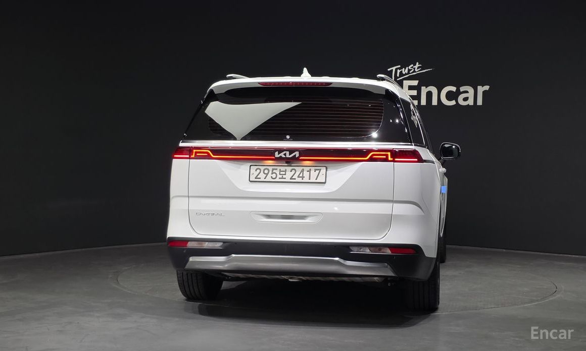  Kia Canival