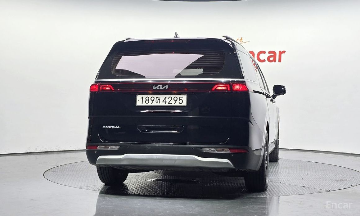  Kia Canival