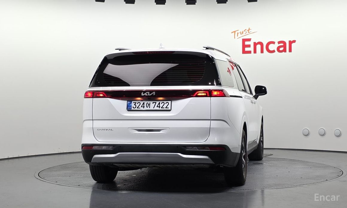  Kia Canival