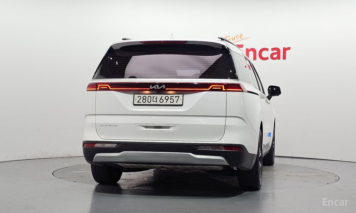  Kia Canival